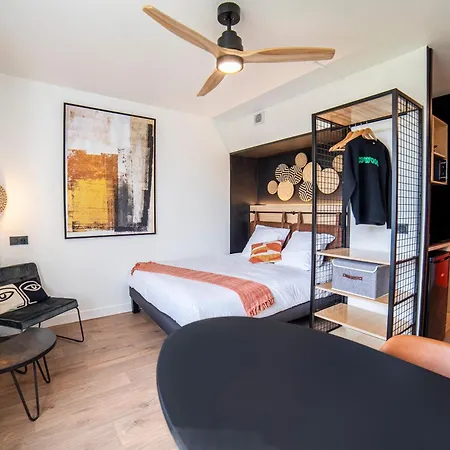 Cowool Aparthotel 3*