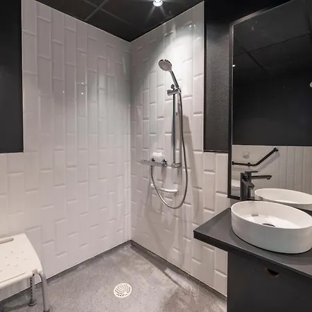 アパートホテル Cowool トゥールーズ