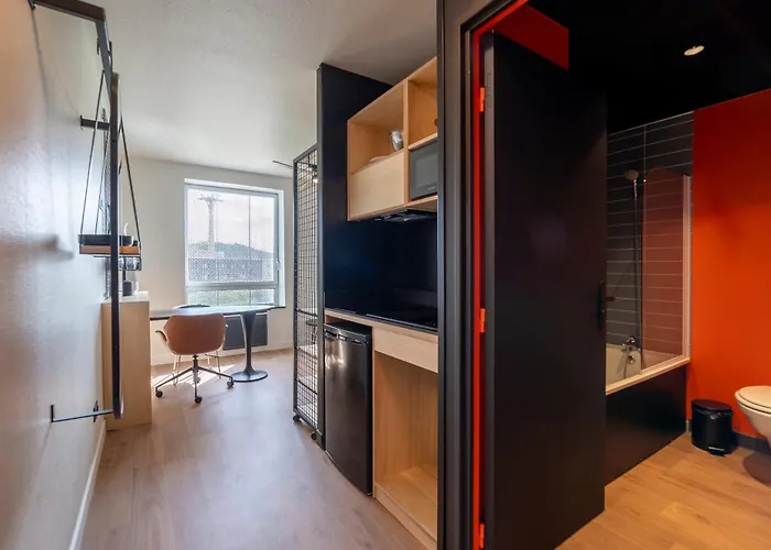 Апарт-отель Cowool 3*