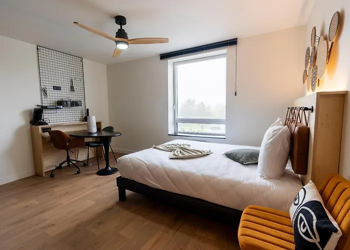 Cowool 3* トゥールーズ