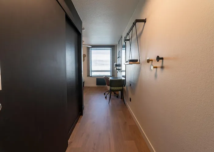 Cowool アパートホテル 3*