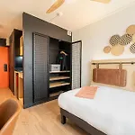 Cowool Lägenhetshotell 3*