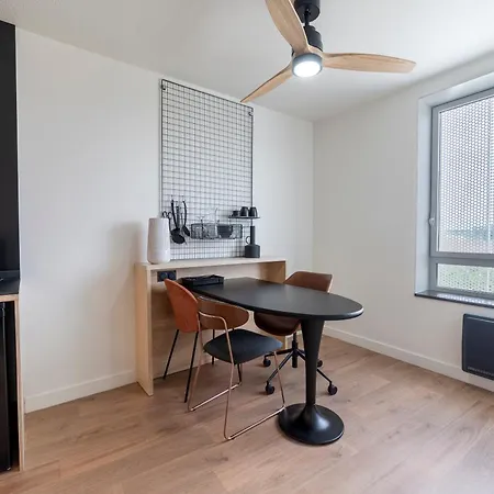 Cowool Lägenhetshotell 3*