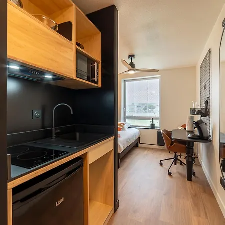 Cowool Lägenhetshotell 3*